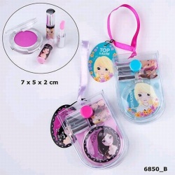 Top Model Oogschaduw en lipgloss