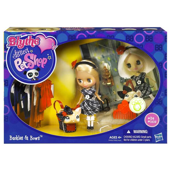 Blythe loves littlest pet shop