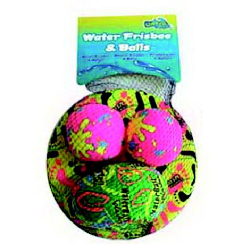 Waterfrisbee met drie waterballen