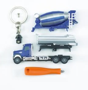 Lees Meer... : 0611 bruder sleutelhanger betonauto