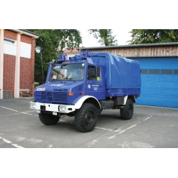 07401 Revell unimog u1300 l thw [niv 5]