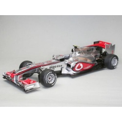 67096 Revell modelset Vodafon McLaren Mercedes