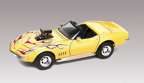 Revell '68 Corvette Convertible 2 'n 1