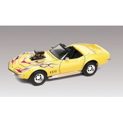 Revell '68 Corvette Convertible 2 'n 1