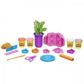 Playdoh Gardener Role play