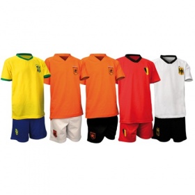 Vergroot Voetbaltenue 7 maten Voetbaltenue 7 maten