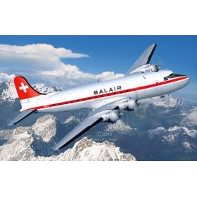 Vergroot 4947 Revell DC-4 Balair/Iceland Airways 4947 Revell DC-4 Balair/Iceland Airways